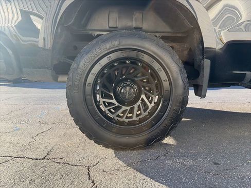 Used 2020 Chevrolet Silverado 1500 RST w/ All-Star Edition image 9