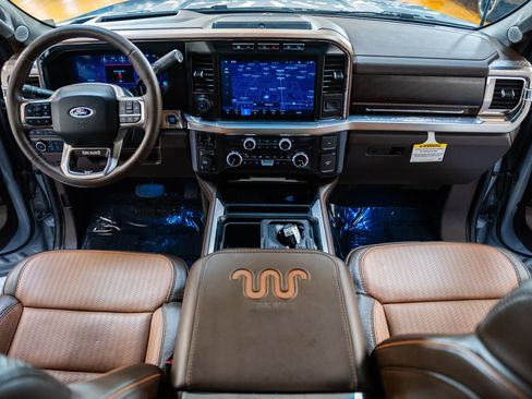 Used 2024 Ford F350 King Ranch w/ Chrome Package image 30