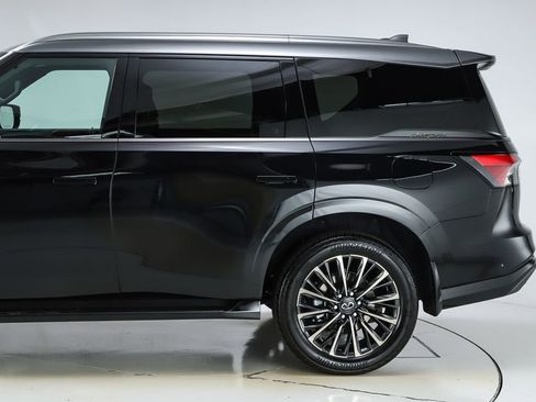 New 2026 INFINITI QX80 Autograph AWD/4WD image 4
