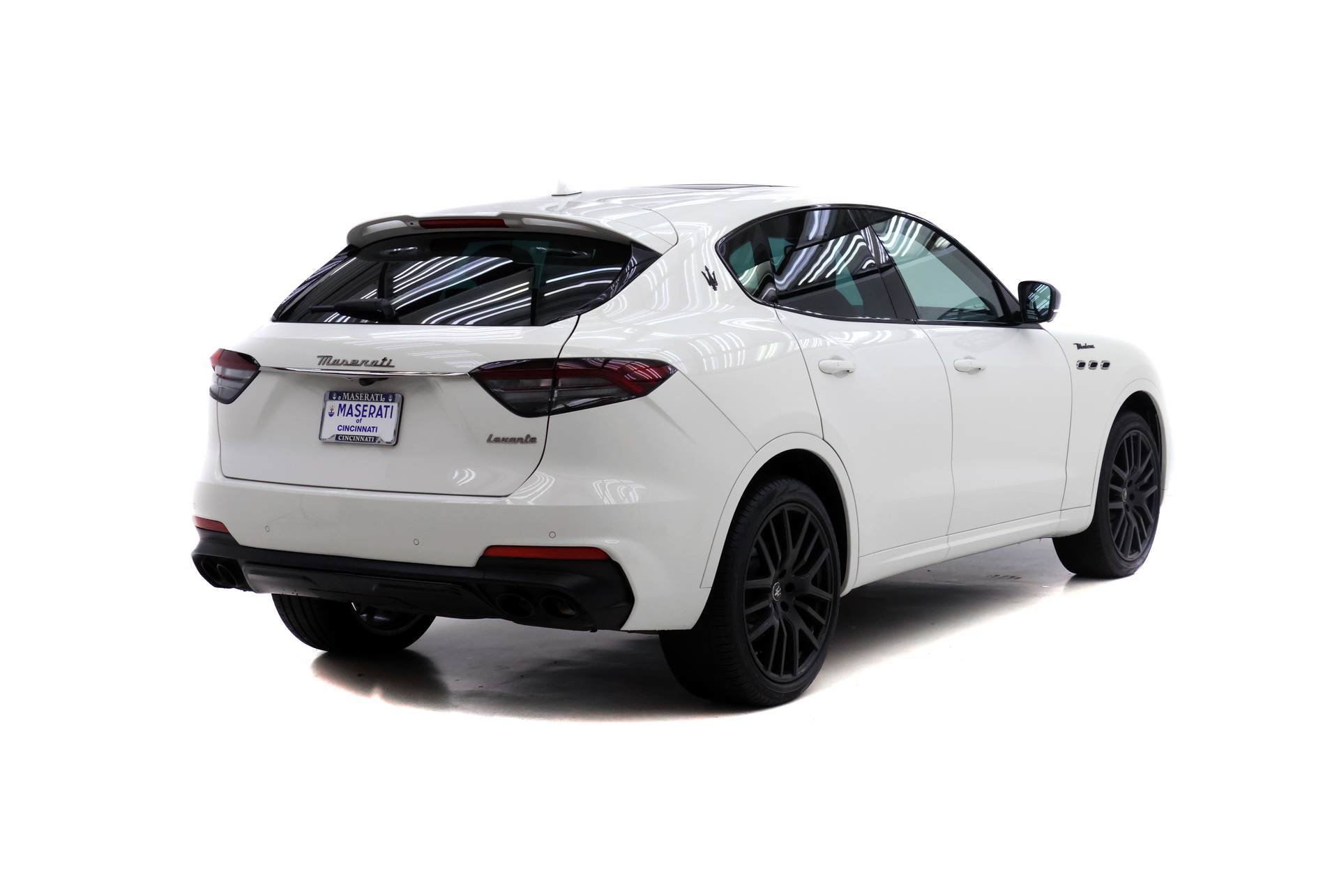 Used 2022 Maserati Levante Modena AWD/4WD image 4