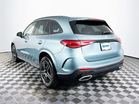 Certified 2025 Mercedes-Benz GLC 300 4MATIC image 4
