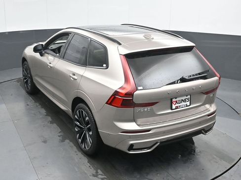 New 2026 Volvo XC60 B5 Ultra w/ Protection Package Premier AWD/4WD image 38