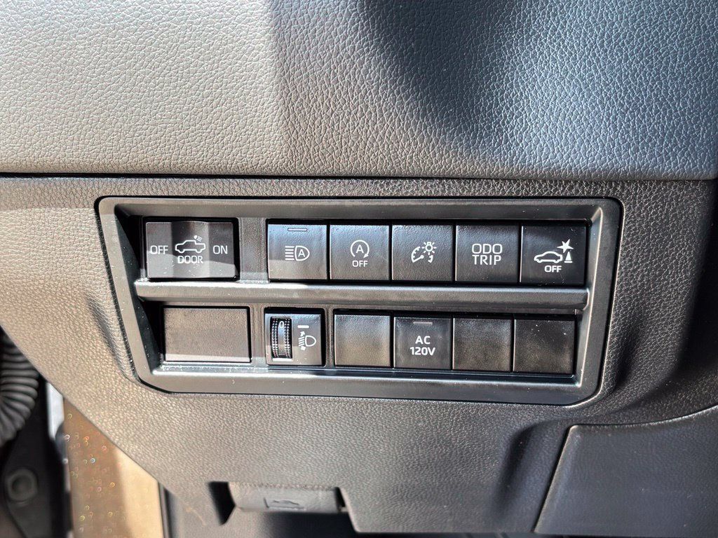 Used 2022 Toyota Tundra Limited w/ Power Package RWD image 24
