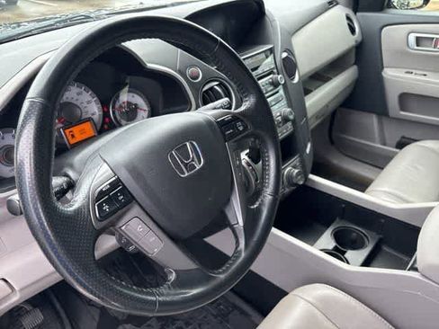 Used 2014 Honda Pilot Touring image 10