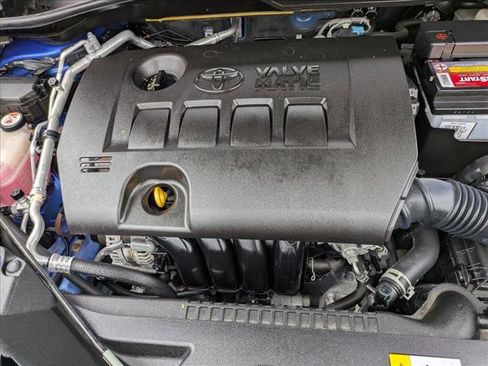 Certified 2020 Toyota C-HR XLE image 21