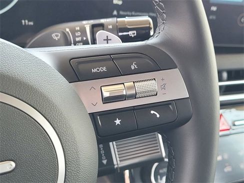 New 2025 Hyundai Tucson SEL image 17