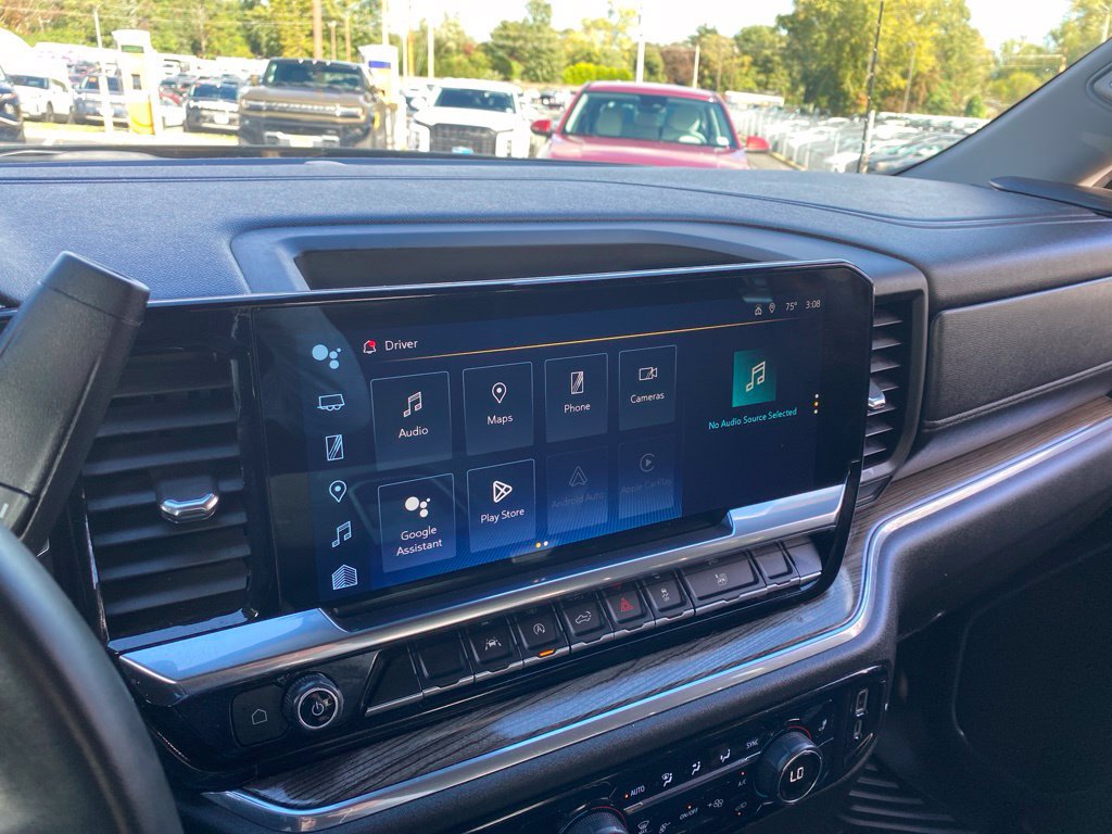 Certified 2024 Chevrolet Silverado 1500 LT AWD/4WD image 17