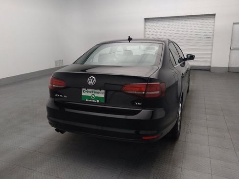 Used 2016 Volkswagen Jetta SE FWD image 7