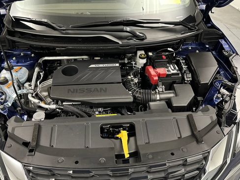 Certified 2023 Nissan Rogue Platinum AWD/4WD image 11