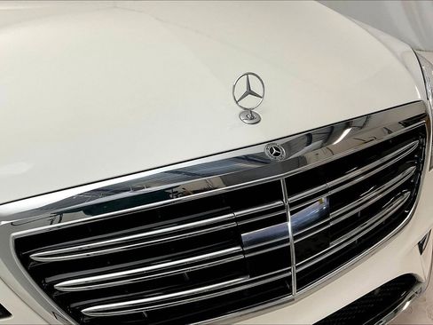 Used 2019 Mercedes-Benz S 560 4MATIC Sedan image 33