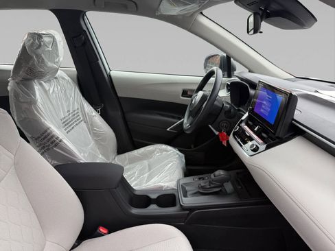 New 2026 Toyota Corolla Cross L image 15