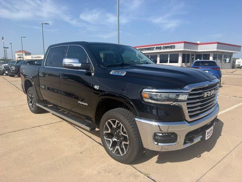 Used 2026 RAM 1500 Laramie w/ Off Road Group AWD/4WD image 3