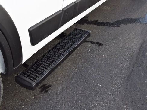New 2024 RAM ProMaster 2500 w/ Advanced Safety Group FWD image 13