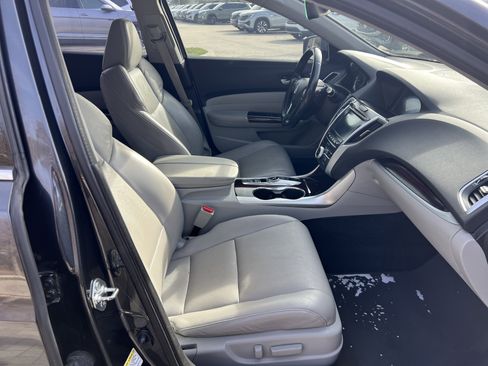 Used 2016 Acura TLX V6 w/ Technology Package image 30