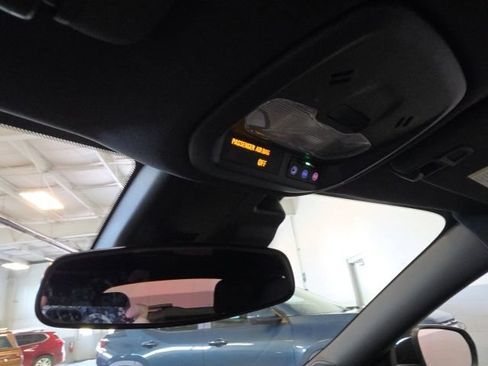 Used 2024 Chevrolet Trax RS FWD image 34