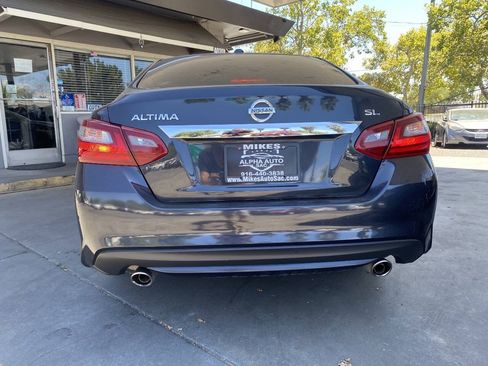 Used 2018 Nissan Altima 2.5 SL FWD image 13