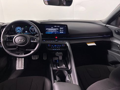 New 2026 Hyundai Elantra SEL FWD image 14