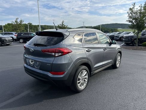 Used 2016 Hyundai Tucson SE w/ Option Group 02 AWD/4WD image 7