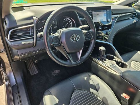Used 2024 Toyota Camry SE FWD image 13