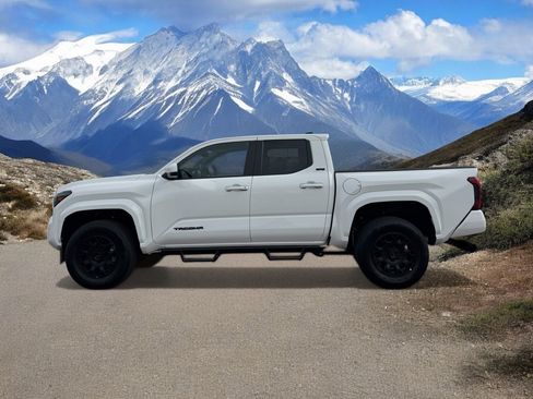 Certified 2025 Toyota Tacoma SR5 image 2