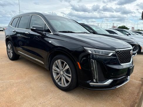 Certified 2023 Cadillac XT6 Premium Luxury w/ Platinum Package AWD/4WD image 2