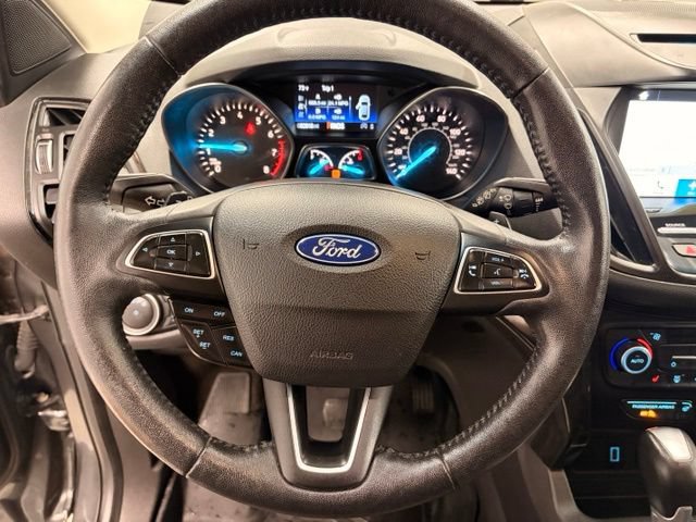 Used 2018 Ford Escape Titanium AWD/4WD image 16
