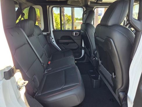 New 2026 Jeep Wrangler Unlimited Rubicon 392 w/ Quick Order Package 27X Moab AWD/4WD image 18