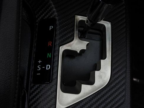 Used 2015 Toyota RAV4 XLE FWD image 57