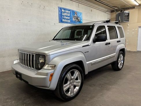 Used 2012 Jeep Liberty Limited Jet w/ Comfort/Convenience Group AWD/4WD image 1