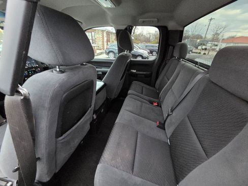 Used 2009 GMC Sierra 1500 SLE w/ Power Pack Plus AWD/4WD image 14