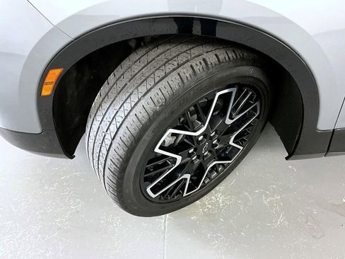 Used 2024 Chevrolet Blazer RS AWD/4WD image 23