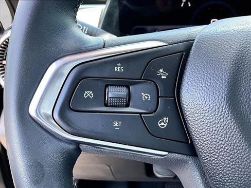 Used 2024 Chevrolet Trax ACTIV FWD image 19