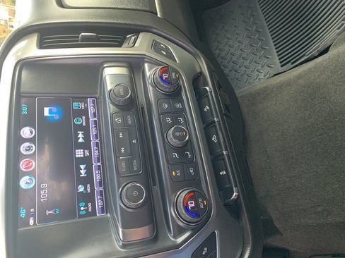 Used 2017 Chevrolet Silverado 1500 LT w/ All Star Edition image 22