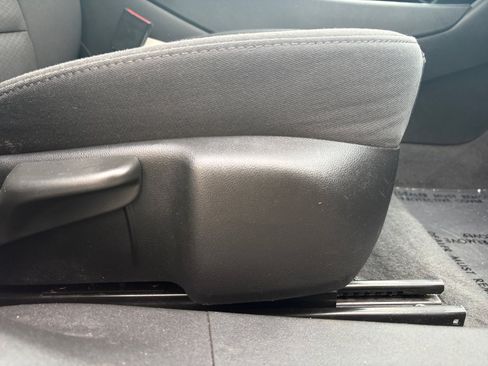Used 2020 Chevrolet Malibu LT FWD image 31