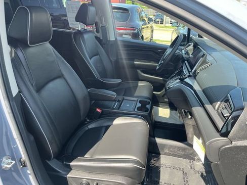 Used 2025 Honda Odyssey Touring image 29