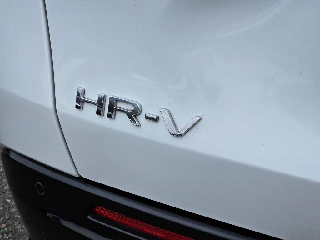 Used 2023 Honda HR-V EX-L image 10