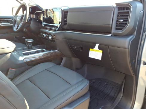 New 2026 GMC Sierra 1500 Elevation w/ Elevation Premium Package image 9