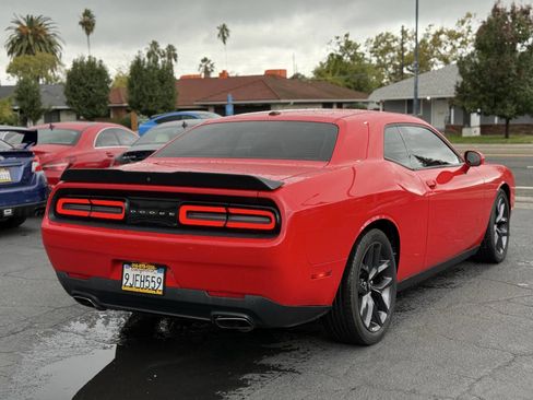 Used 2019 Dodge Challenger GT w/ Blacktop Package image 7
