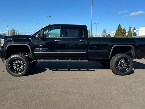 Used 2015 GMC Sierra 3500 Denali image 7
