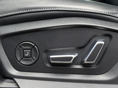 Used 2025 Audi RS Q8 performance AWD/4WD image 63