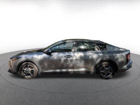 Used 2025 Kia K4 LXS image 4