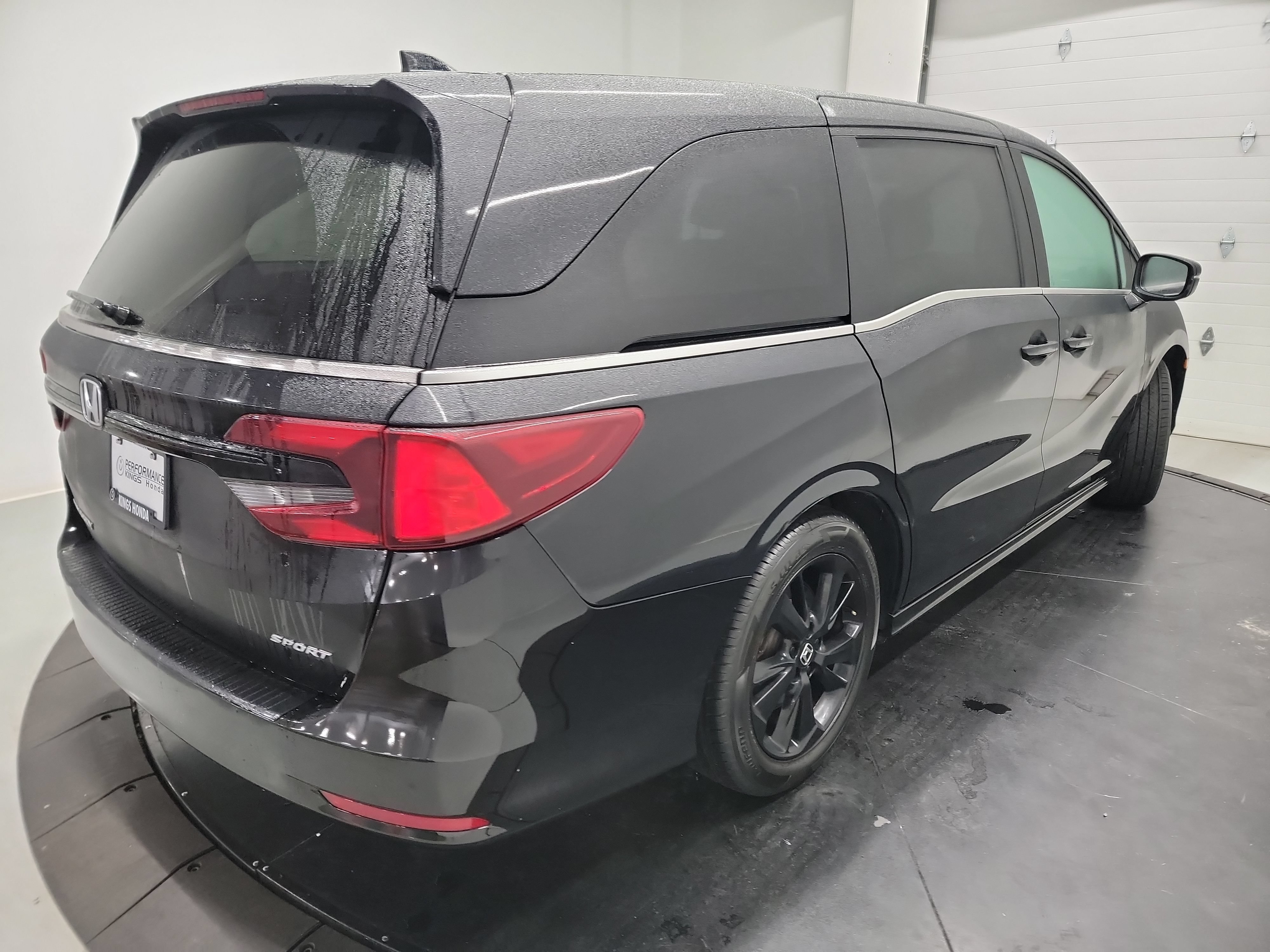 Certified 2024 Honda Odyssey Sport image 9