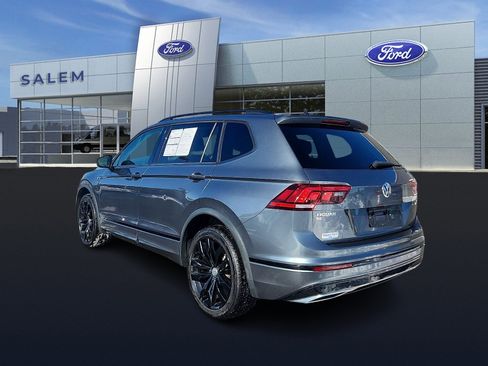 Used 2020 Volkswagen Tiguan SE R-Line w/ 3rd Row Seat Package image 5