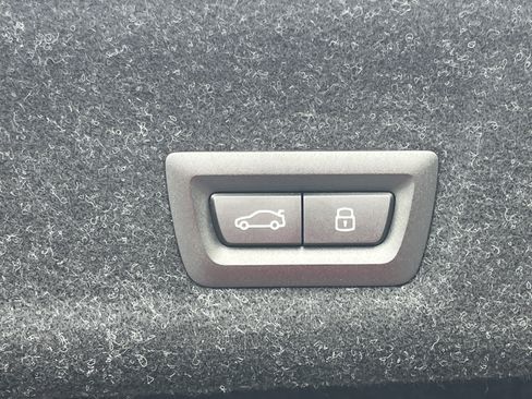 New 2026 BMW 330i Sedan w/ Premium Package image 29