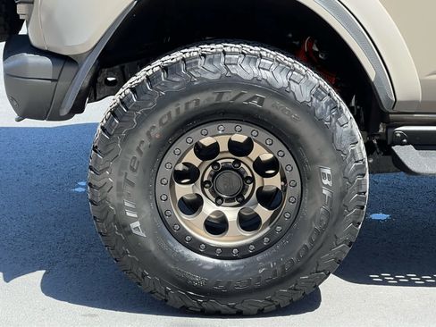 Used 2025 Ford Bronco Raptor AWD/4WD image 11