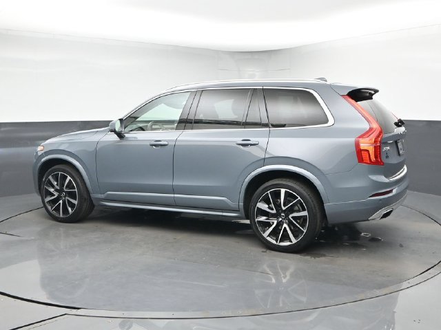 Used 2021 Volvo XC90 T6 Momentum w/ Climate Package AWD/4WD image 6