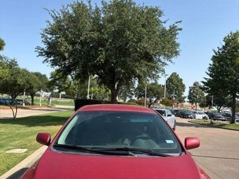 Used 2010 Toyota Corolla LE FWD image 2