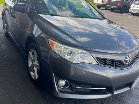 Used 2014 Toyota Camry SE w/ Protection Package image 5