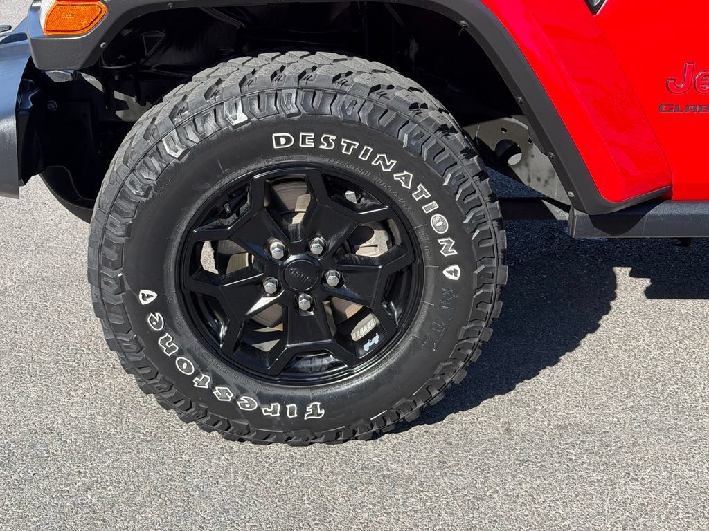 Certified 2021 Jeep Gladiator Overland AWD/4WD image 26