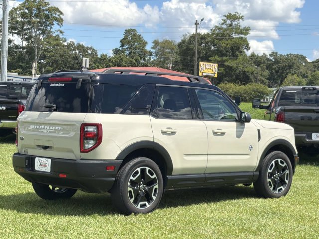 Used 2024 Ford Bronco Sport Outer Banks AWD/4WD image 6